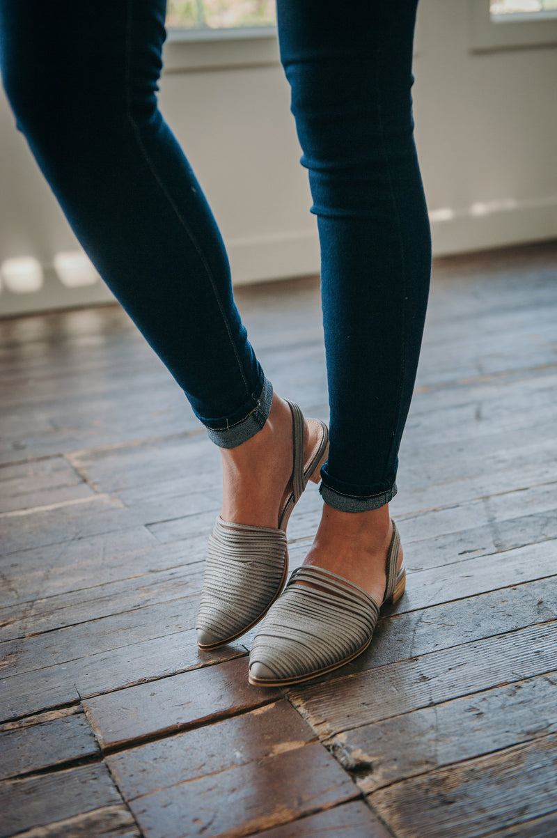 Sydney Slingback - Grey - 8.5 - Sparrow Noir